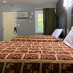 Red Carpet Inn - Norristown